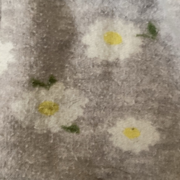 Kids flower shorts🌼 - Picture 4 of 5